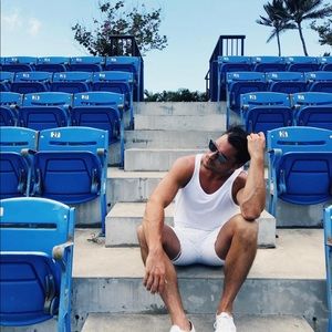 Meet your Posher, Joel